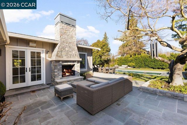 586 Bradford Pl, Danville, CA 94526