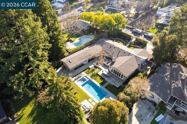 586 Bradford Pl, Danville, CA 94526