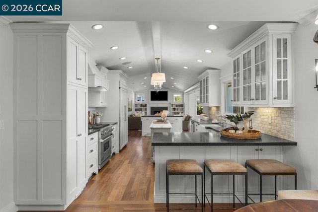 586 Bradford Pl, Danville, CA 94526