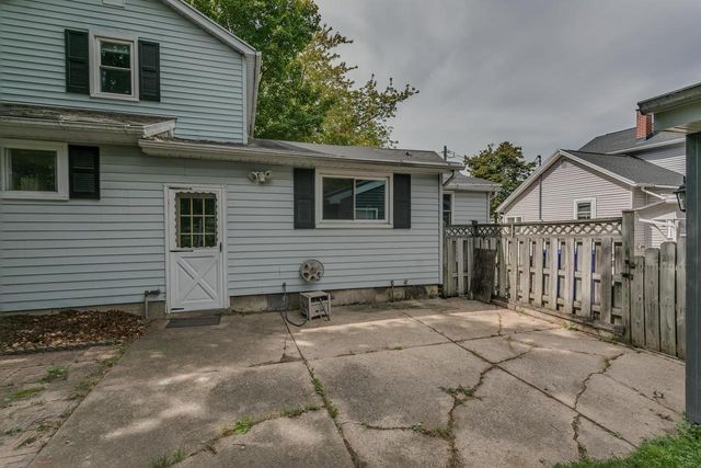 326 S SUMMIT STREET, Appleton, WI 54914