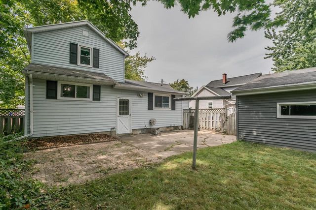 326 S SUMMIT STREET, Appleton, WI 54914