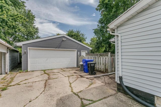 326 S SUMMIT STREET, Appleton, WI 54914