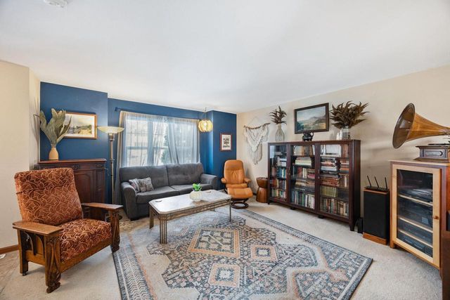 552 Apollo Way, Madison, WI 53718