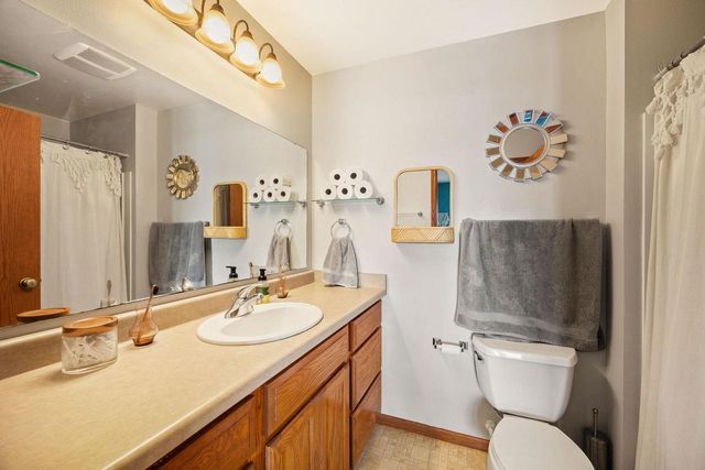 552 Apollo Way, Madison, WI 53718