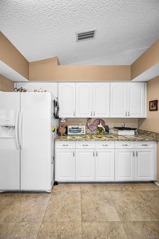 9625 OAKWOOD HILLS COURT, New Port Richey, FL 34655