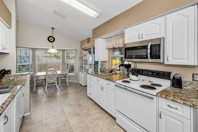 9625 OAKWOOD HILLS COURT, New Port Richey, FL 34655