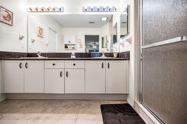 9625 OAKWOOD HILLS COURT, New Port Richey, FL 34655