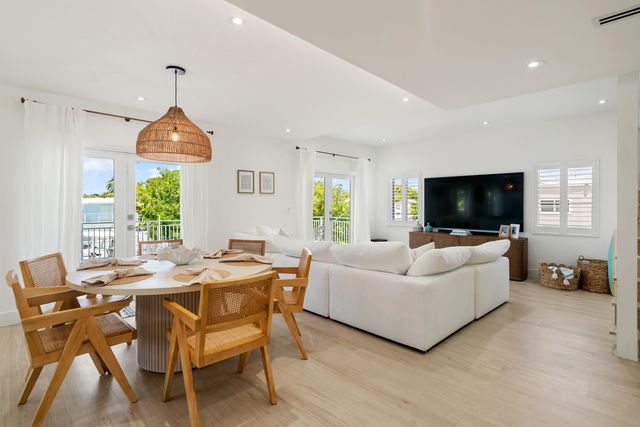 154 Dubonnet Road, Key Largo, FL 33037