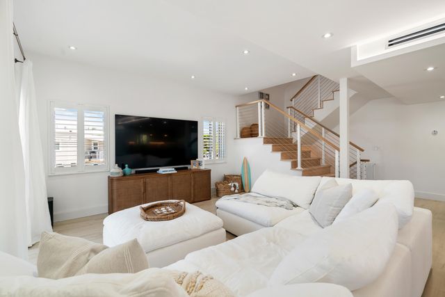 154 Dubonnet Road, Key Largo, FL 33037