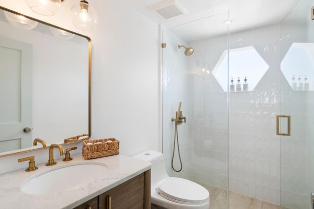 154 Dubonnet Road, Key Largo, FL 33037