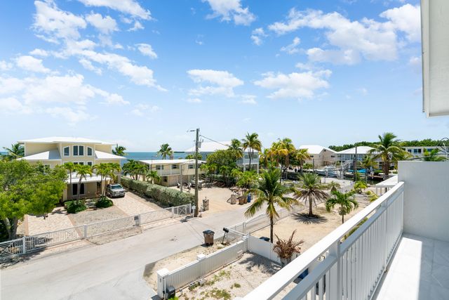 154 Dubonnet Road, Key Largo, FL 33037