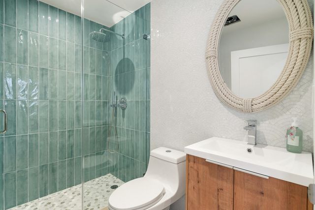 154 Dubonnet Road, Key Largo, FL 33037