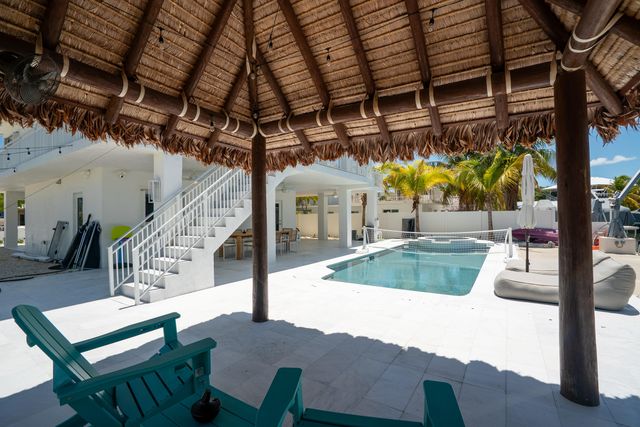 154 Dubonnet Road, Key Largo, FL 33037