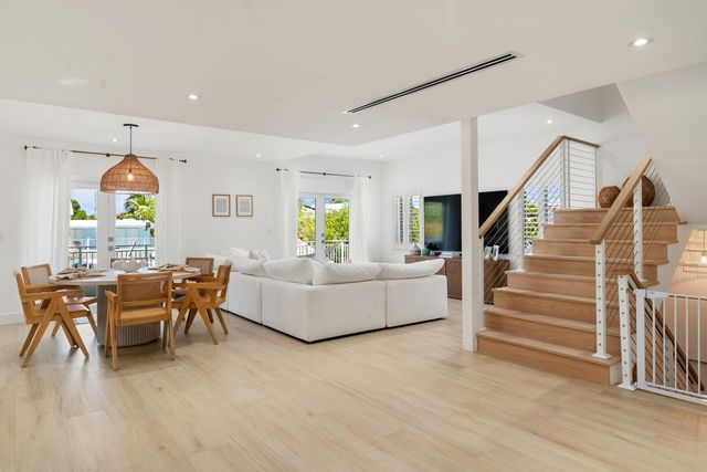 154 Dubonnet Road, Key Largo, FL 33037