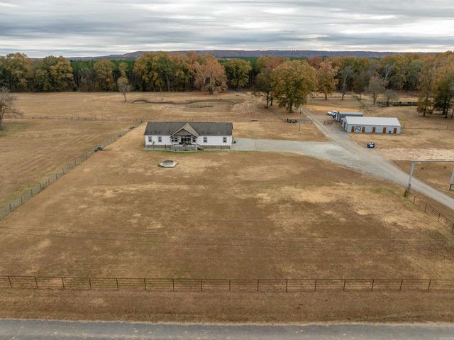 65 Gardner Drive, Heber Springs, AR 72543