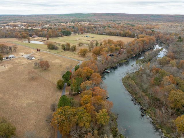 65 Gardner Drive, Heber Springs, AR 72543