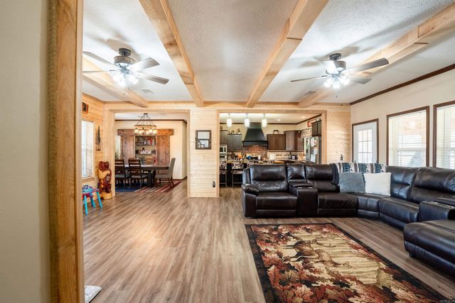 65 Gardner Drive, Heber Springs, AR 72543