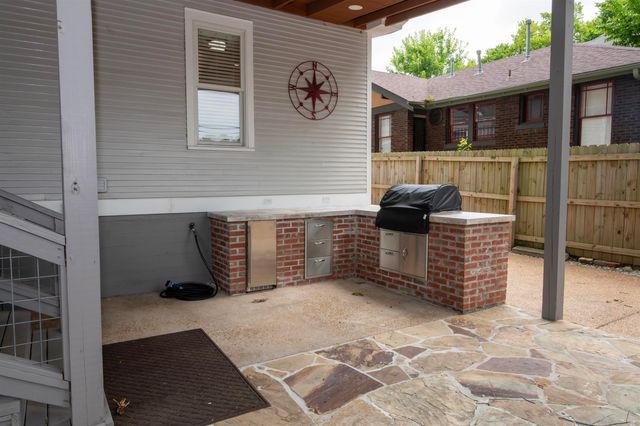 2053 OLIVER AVE, Memphis, TN 38104
