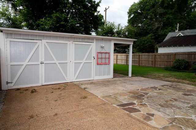 2053 OLIVER AVE, Memphis, TN 38104