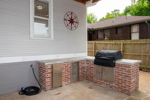 2053 OLIVER AVE, Memphis, TN 38104