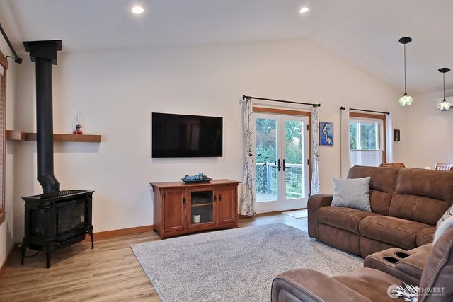 2903 Hi Crest Road, Langley, WA 98260