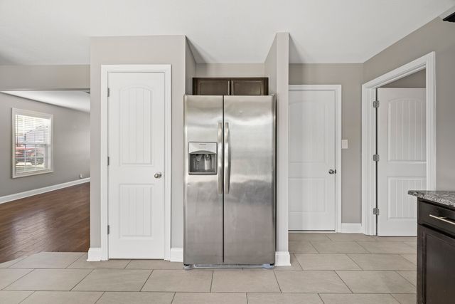 611 Hollow Crst, Clarksville, TN 37042