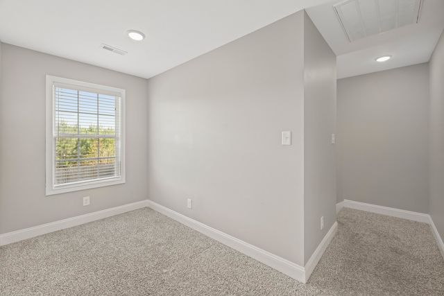 611 Hollow Crst, Clarksville, TN 37042