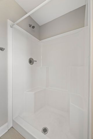 611 Hollow Crst, Clarksville, TN 37042