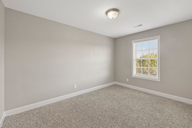 611 Hollow Crst, Clarksville, TN 37042