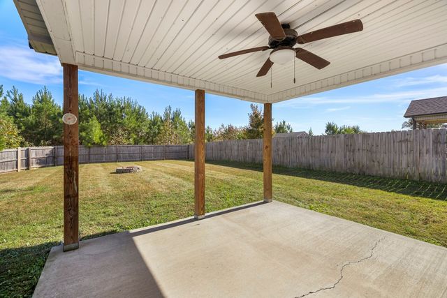 611 Hollow Crst, Clarksville, TN 37042