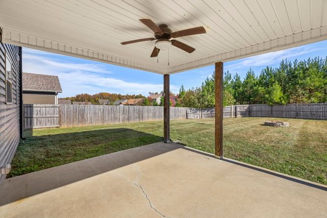 611 Hollow Crst, Clarksville, TN 37042