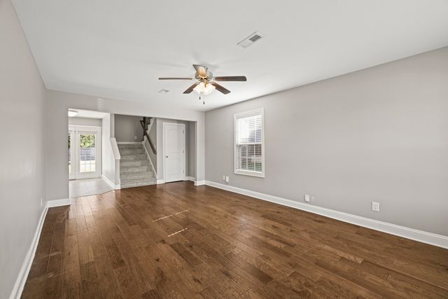 611 Hollow Crst, Clarksville, TN 37042