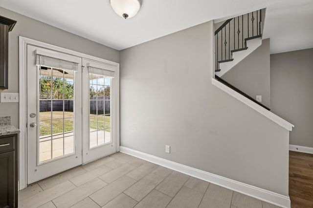 611 Hollow Crst, Clarksville, TN 37042