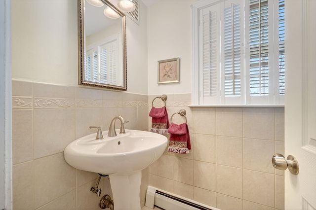 99 Vermont St, Boston, MA 02132