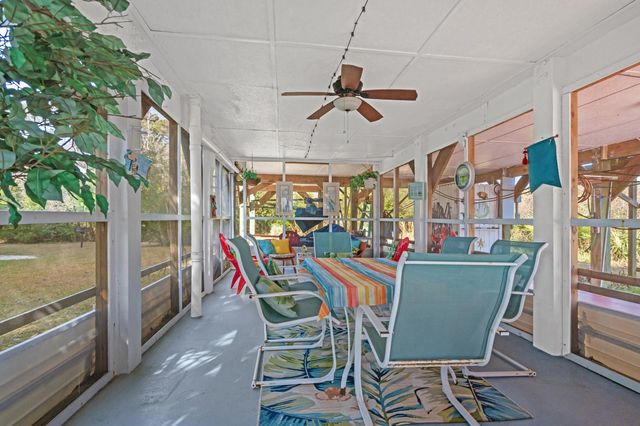 800 Perrin Dr., North Myrtle Beach, SC 29582