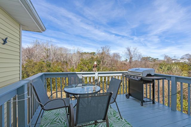 800 Perrin Dr., North Myrtle Beach, SC 29582