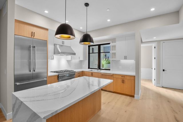 223 Hope Street, Mountain View, CA 94041