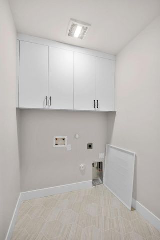 223 Hope Street, Mountain View, CA 94041