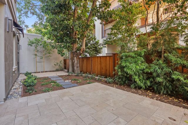 223 Hope Street, Mountain View, CA 94041