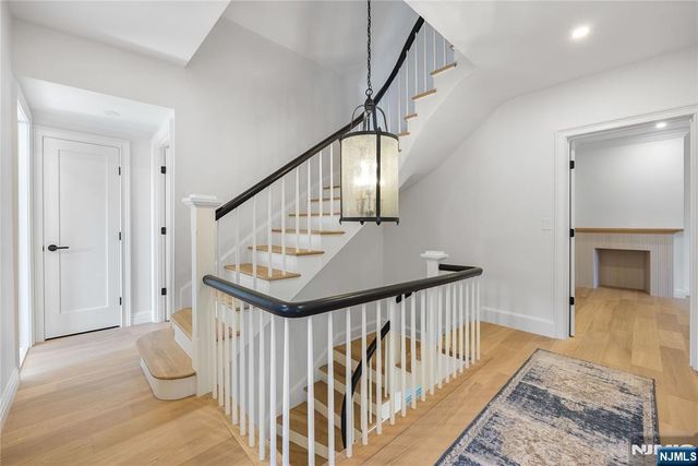 390 Harland Avenue, Haworth, NJ 07641