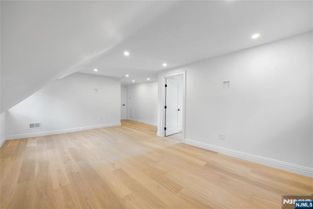 390 Harland Avenue, Haworth, NJ 07641