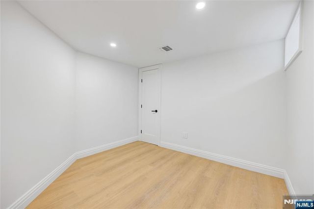 390 Harland Avenue, Haworth, NJ 07641
