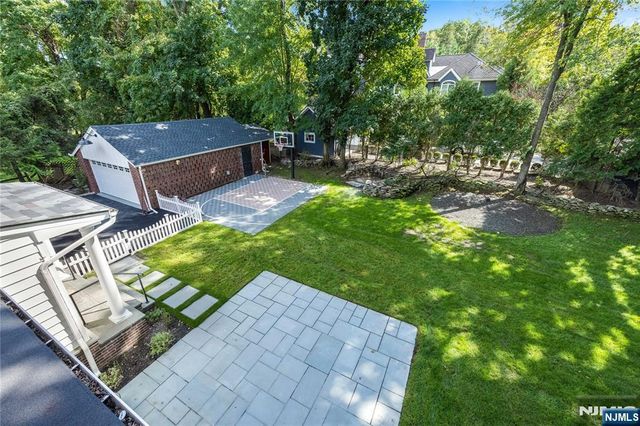 390 Harland Avenue, Haworth, NJ 07641