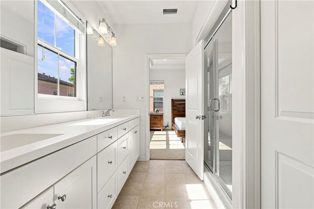 73 Wildvine, Irvine, CA 92620
