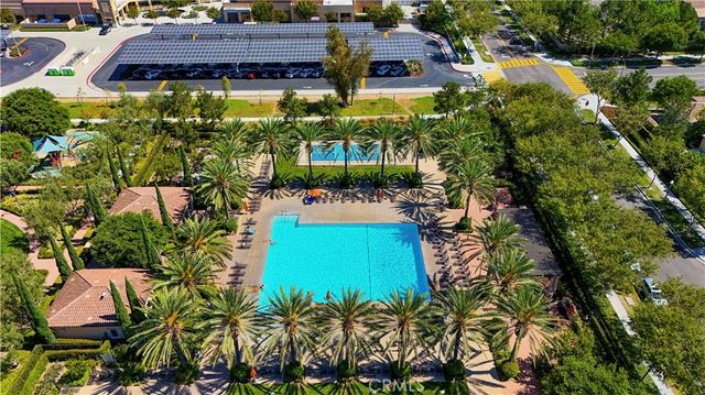 73 Wildvine, Irvine, CA 92620