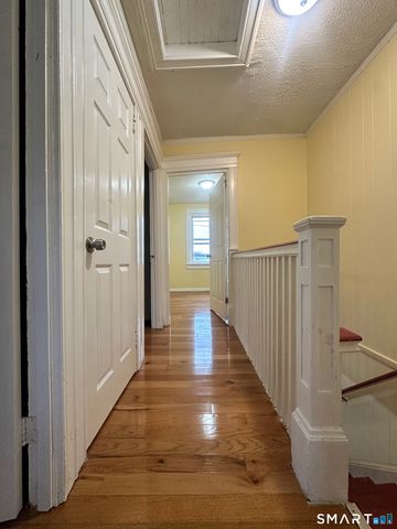 302 Dover Street, Bridgeport, CT 06610