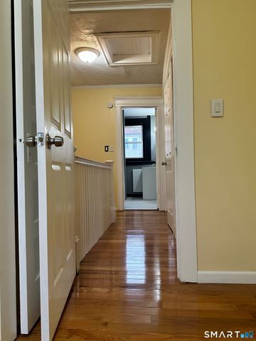 302 Dover Street, Bridgeport, CT 06610