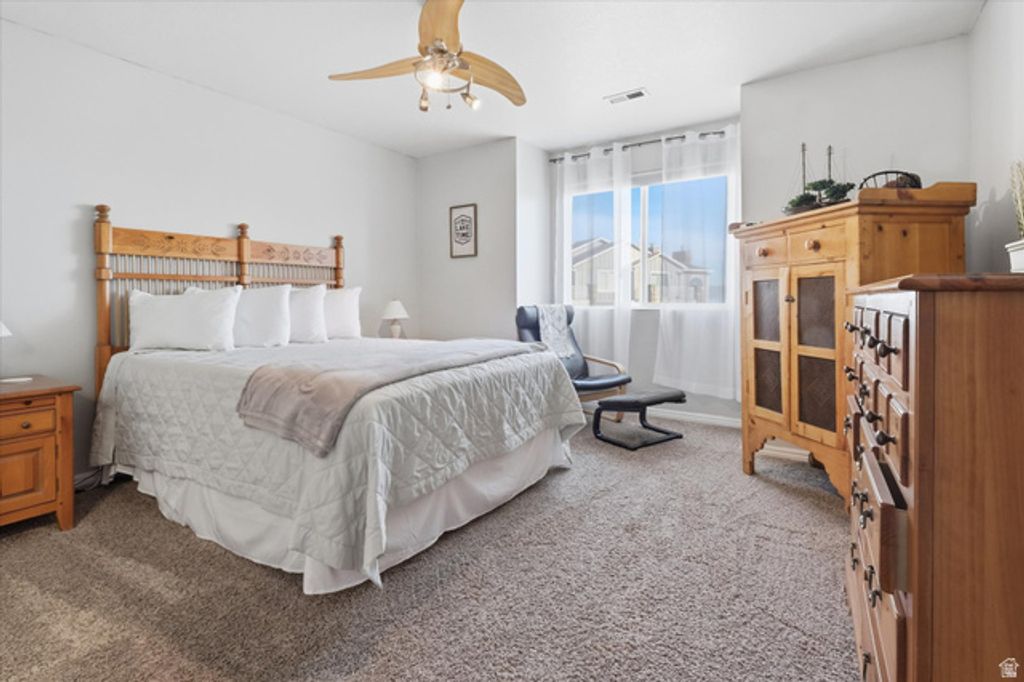 Image 16 of property listing at 929 N HARBOR VILLAGE EAST DR #216B, Garden City, UT 84028