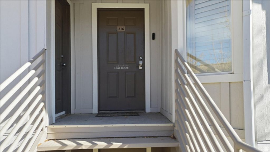 Image 5 of property listing at 929 N HARBOR VILLAGE EAST DR #216B, Garden City, UT 84028