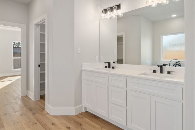 503 Limestone Circle, Mabank, TX 75147